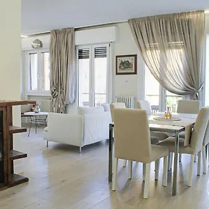  Apartment Elegante E Panoramico